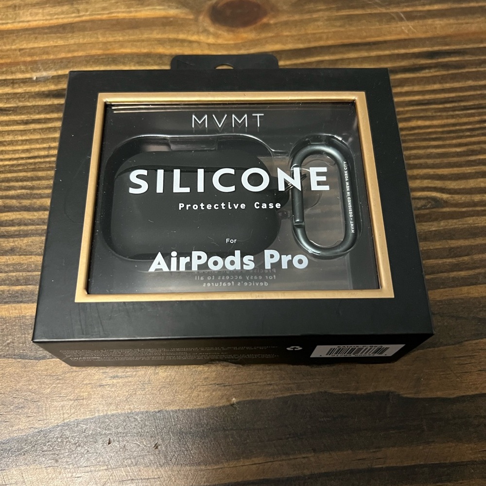 MVMT Black Silicone Case for AirPods Pro
